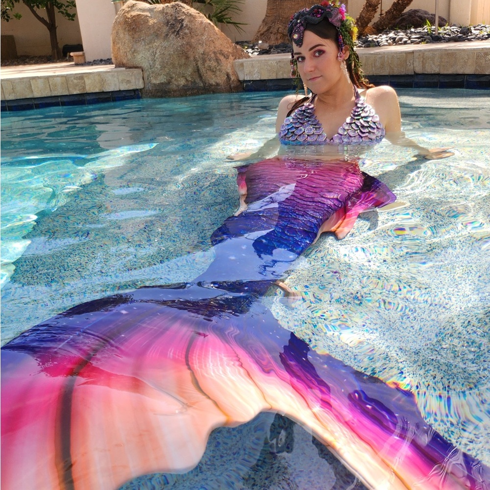 Fin Fun Elite Aurora Calypso Professional Level Fabric Mermaid Tail- Size XS